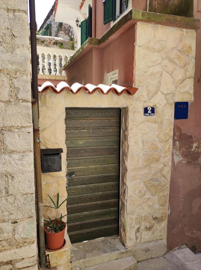 Old Stone House St Lawrence In The Heart Of Sibenik'S Old Town Apartment Exterior foto