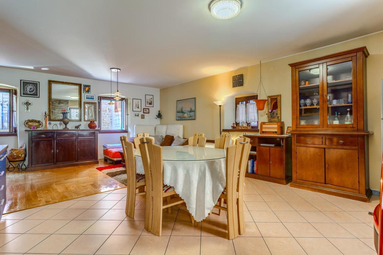 Old Stone House St Lawrence In The Heart Of Sibenik'S Old Town Apartment Exterior foto