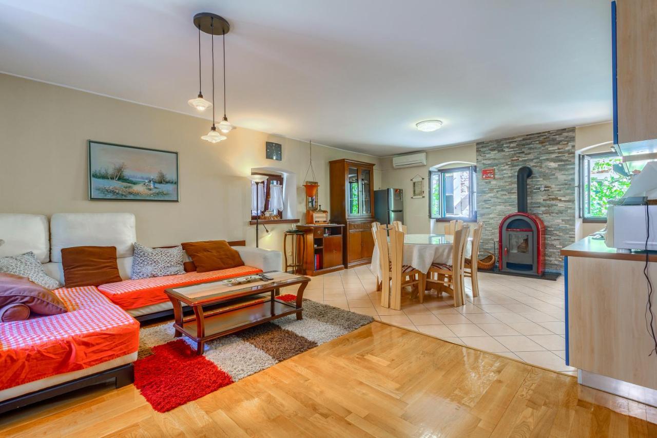 Old Stone House St Lawrence In The Heart Of Sibenik'S Old Town Apartment Exterior foto